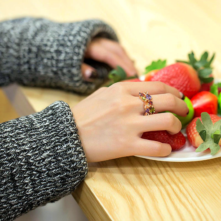 Каблучка позолочена з кристалами №10009  - 