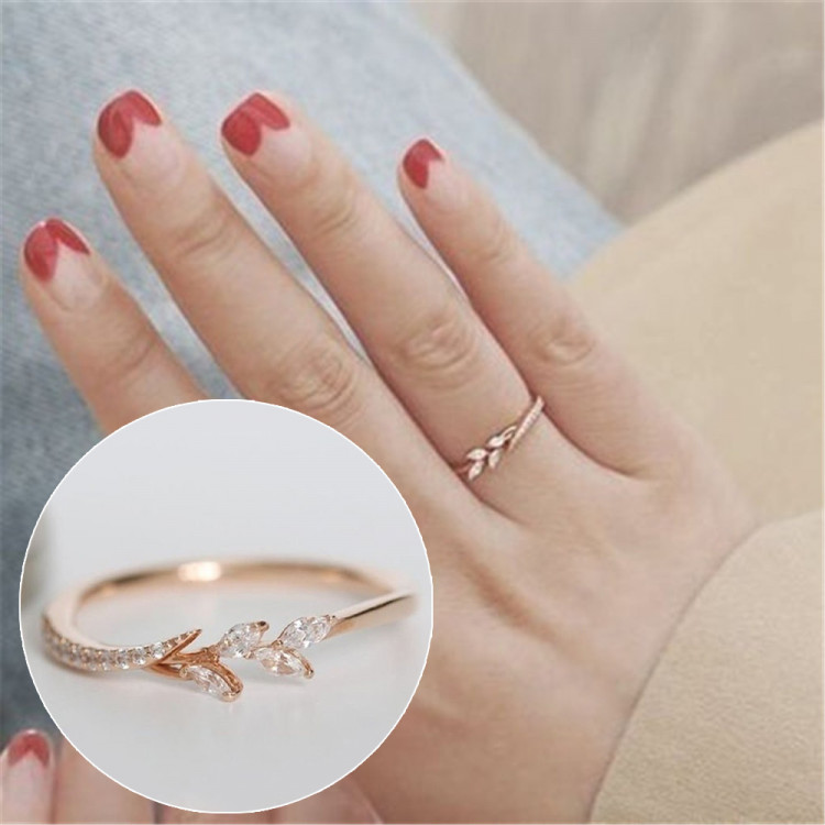 Каблучка позолочена з кристалами №120-09 