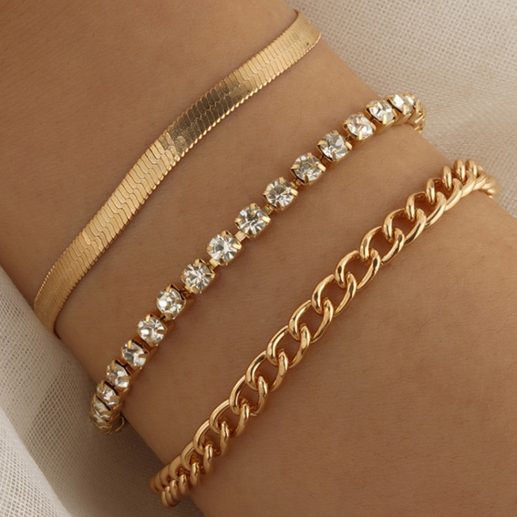 Браслети позолочені з крислатами №132-19